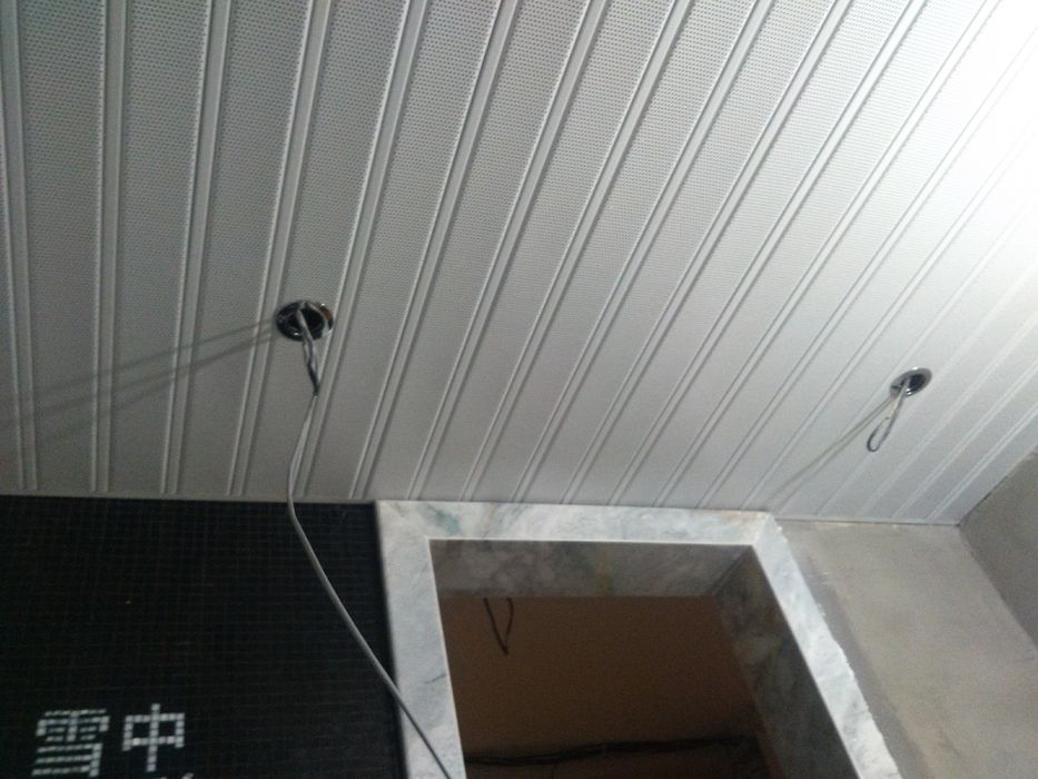 Хънтър Дъглас окачени тавани за баня