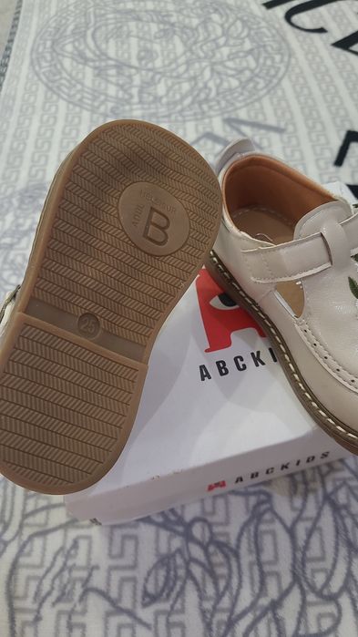 Сандали для девочки