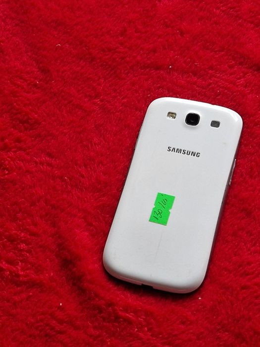 Telefon cu touchscreen funcțional