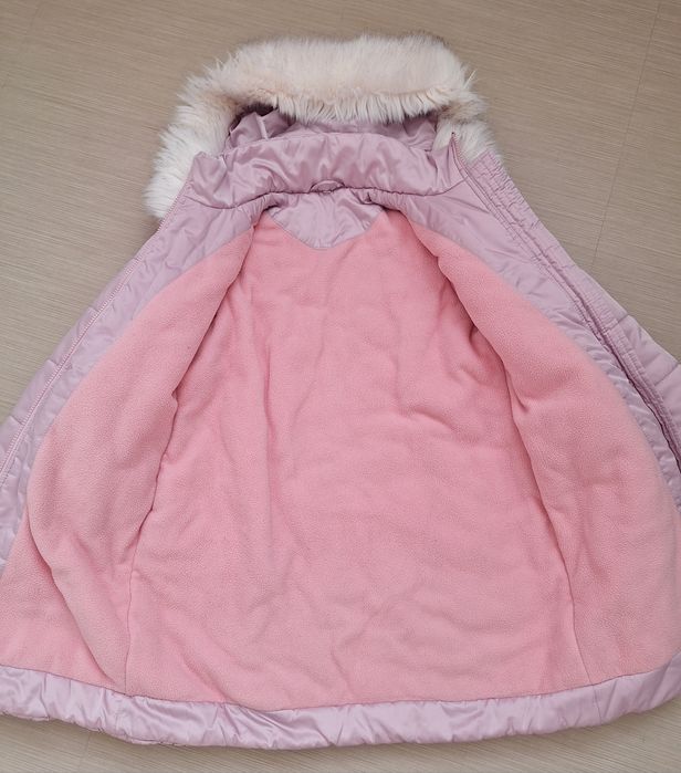 Зимняя куртка для девочки, размер 140