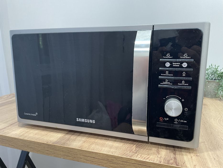 Микроволновка SAMSUNG