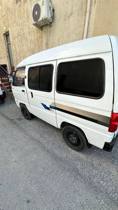 Damas 1998 sotiladi yurib turgan moshina benzin metanga yuradi