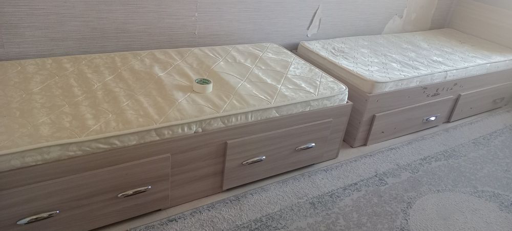 Детская стенка и 2 кровати