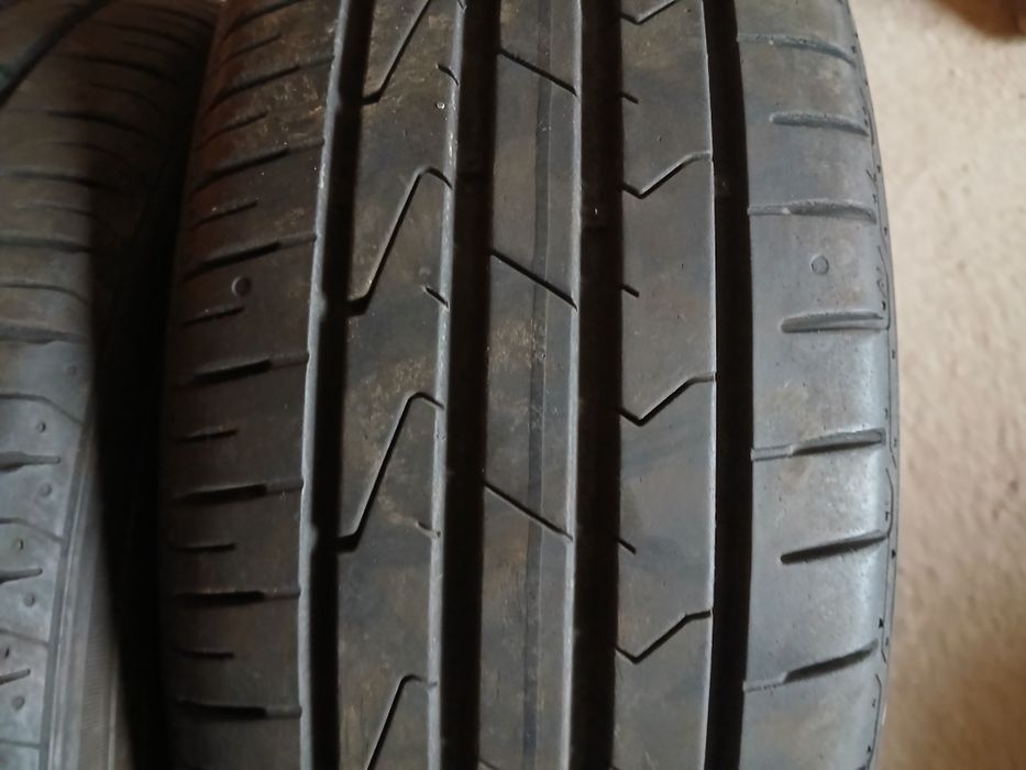 Летни гуми 15цола Hankook-185/60/15.7мм-грайфер 2018година