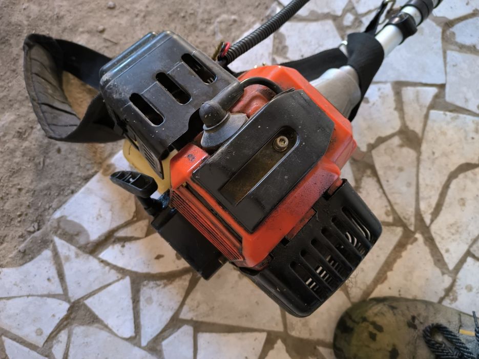 Триммер бензиновый