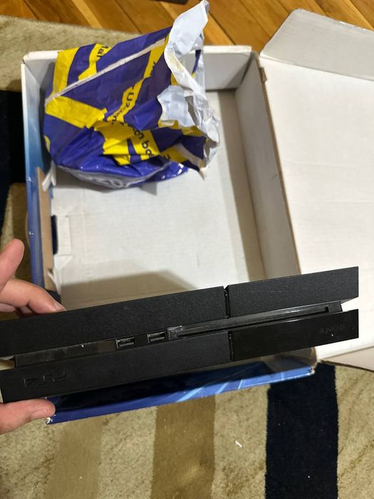 Приставка SONY PS4
