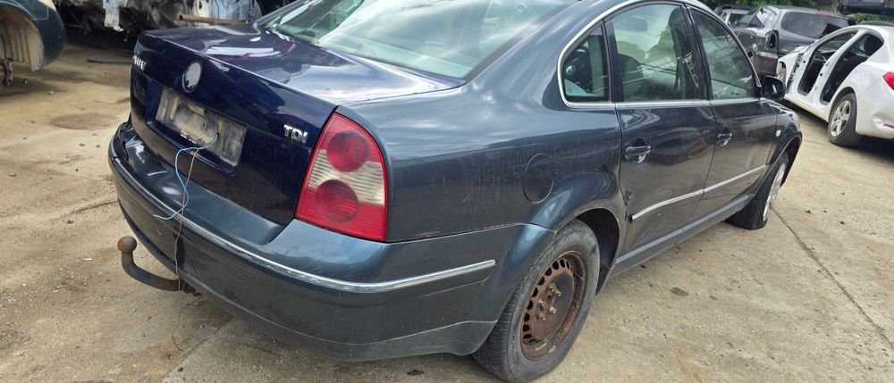 Stop dreapta Vw Passat B5.5 Sedan 2001 2002 / 2003 2004