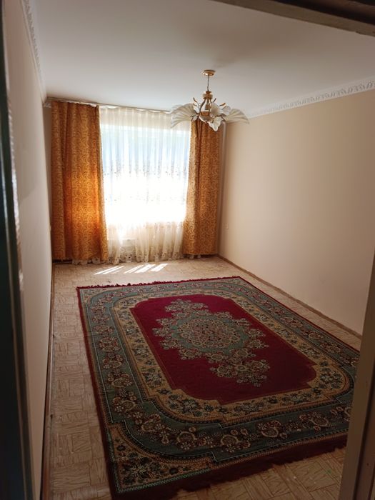 сдаётся трёхкомнатная квартира в Самарканде