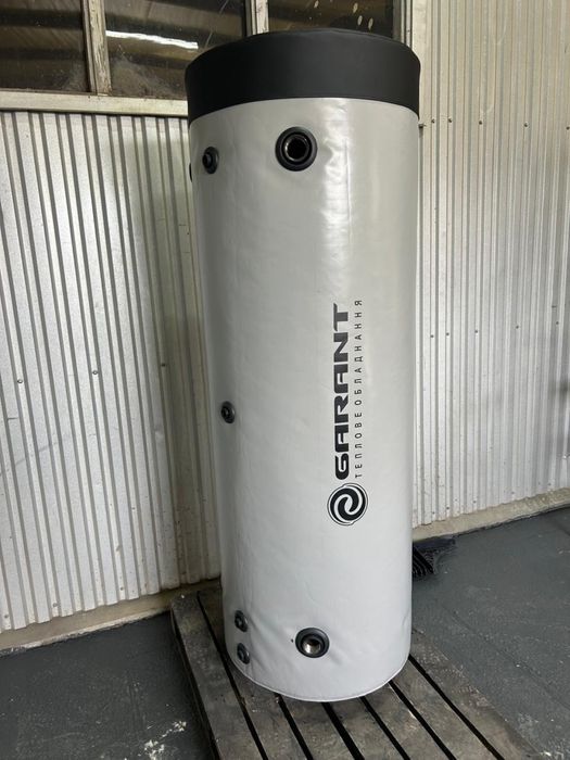 Puffere termoizolante clasic, sau cu serpentine de inox, 250-2000L.