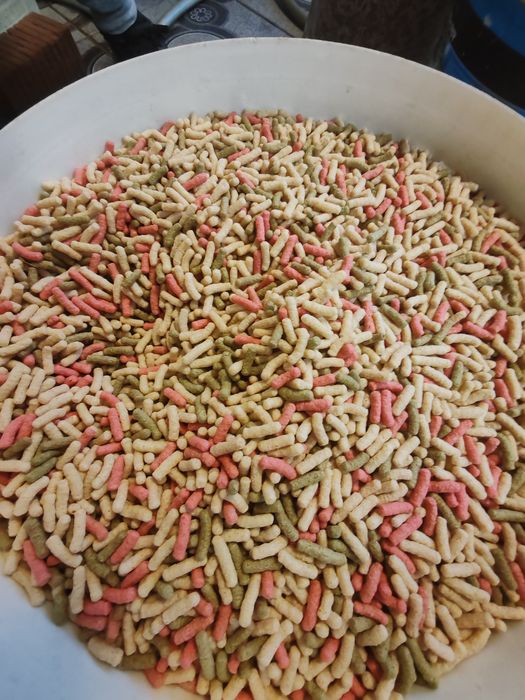Pufuleți sticks fish food