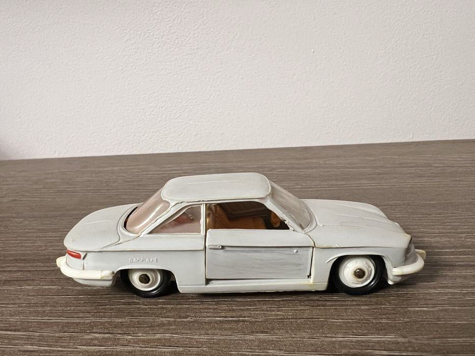 Panhard 24CT Tbilisi