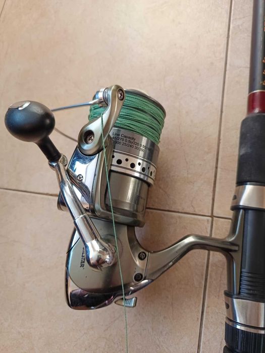 Продавам два бюджетни шаранджийски комплекта и ел. двигател