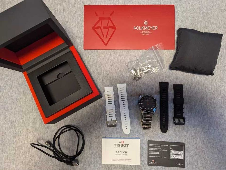 Tissot T-Touch Connect Sport Sapphire Titanium смарт часовник/гаранция