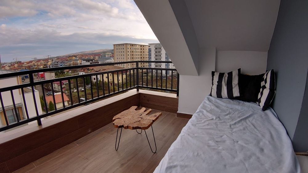 Apartament 3 camere, 71 mp cu terasă generoasă și view spectaculos în Zorilor