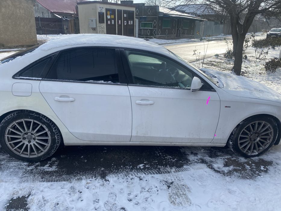 Audi A4 B8 Sline 2,7 automat