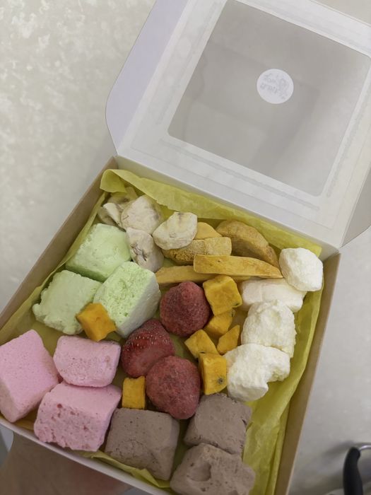 Сублимированное фрукты и морож