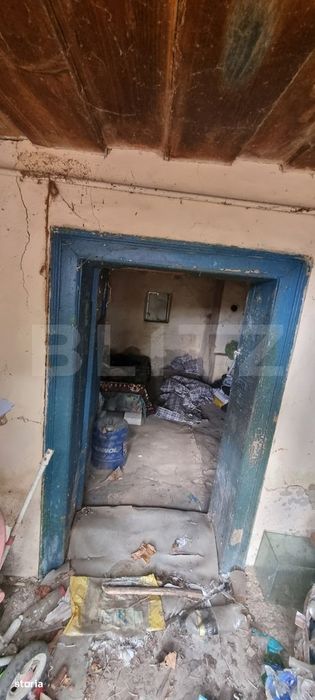 Casa cu doua corpuri