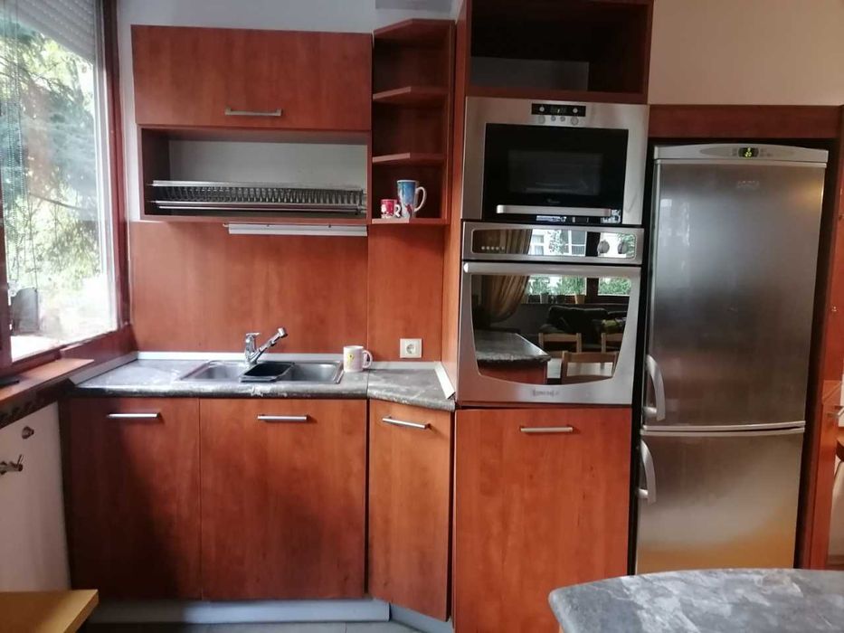 Дава се под наем Тристаен апартамент в София, Лозенец - 100 кв.м за 849.66 € - Снимка #4