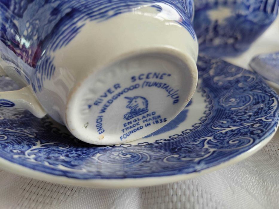 Английски сервиз за кафе