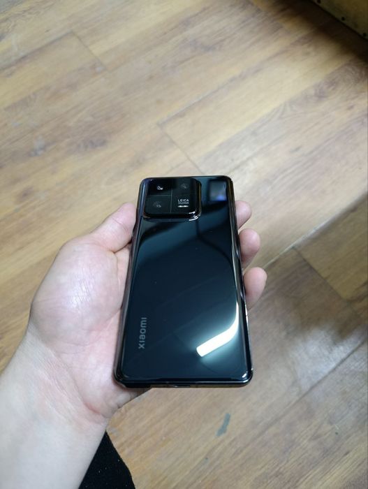 Xiaomi 13 pro 256/12 Snapdragon 8 gen 2