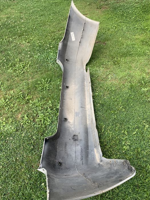 Vând bară spate pentru  BMW e90/e91