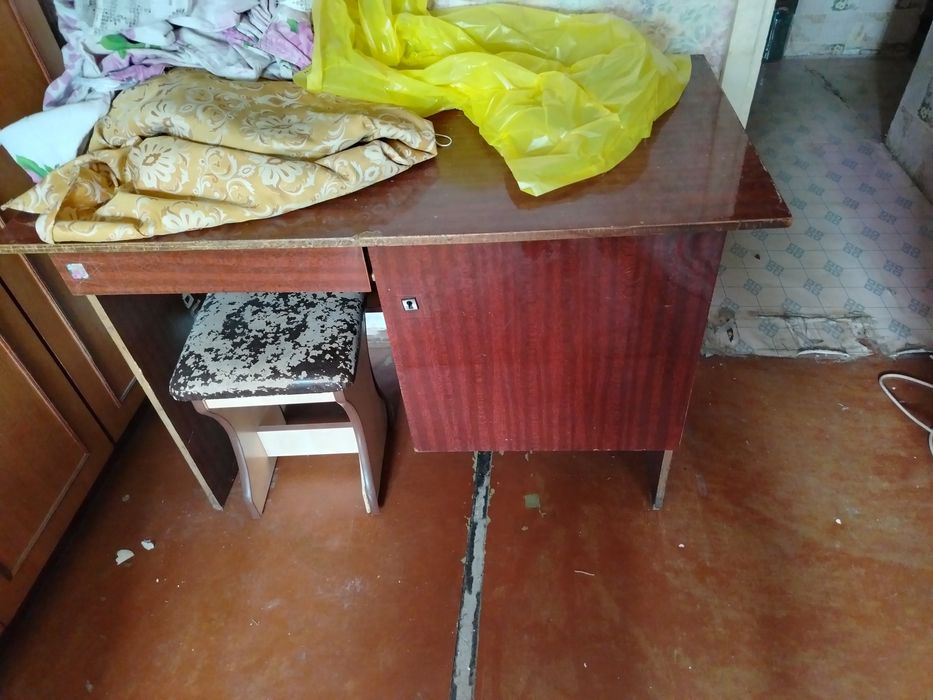 Продам мебель всякую