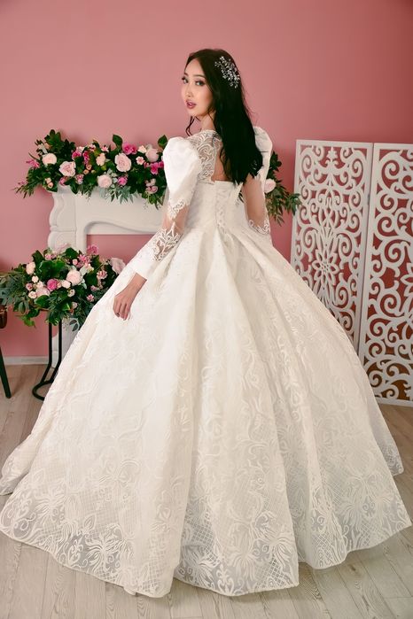 Продам / Сдам НОВОЕ свадебное платье.