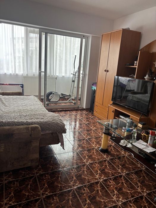 Vand apartament 2 camere confort 1 zona Vidin