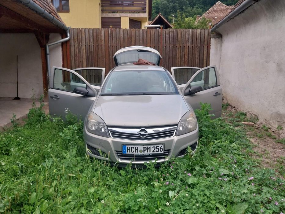 Vând Opel Astra H