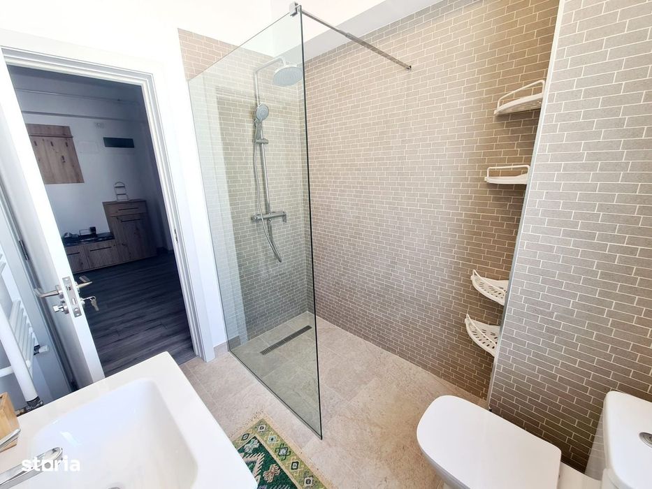 Garsoniera de vanzare