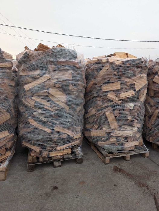 Lemne de foc, brichete si peleti din rumegus