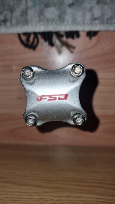 Pipa bicicleta FSA si Adaptor pentru furca ZTTO
