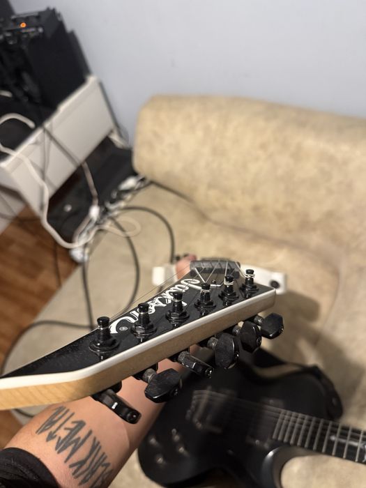 Электрогитара Jackson JS 22 Dinky Snow White