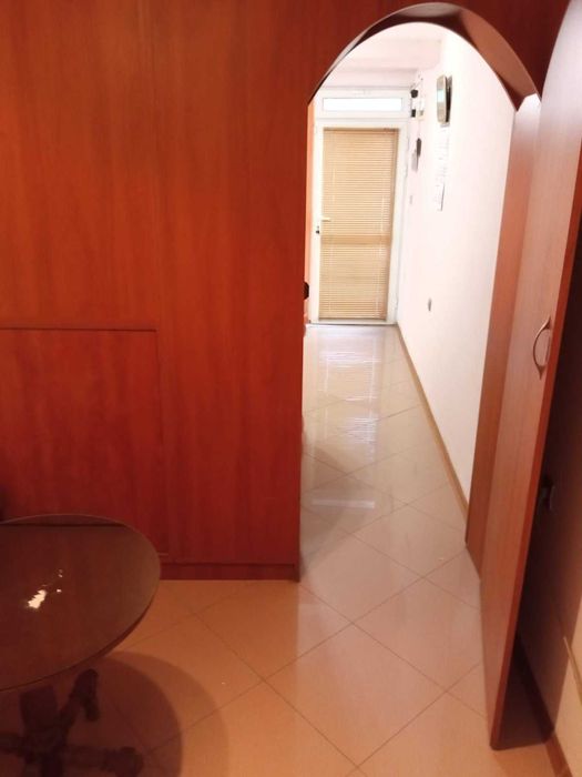 Дава се под наем Офис в Варна, Погреби - 33 кв.м за 204 € - Снимка #3