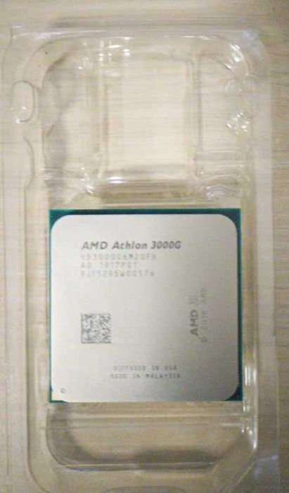 Procesor AMD Athlon 3000G AM4 + Vega 3 integrată + cooler inclus DDR4