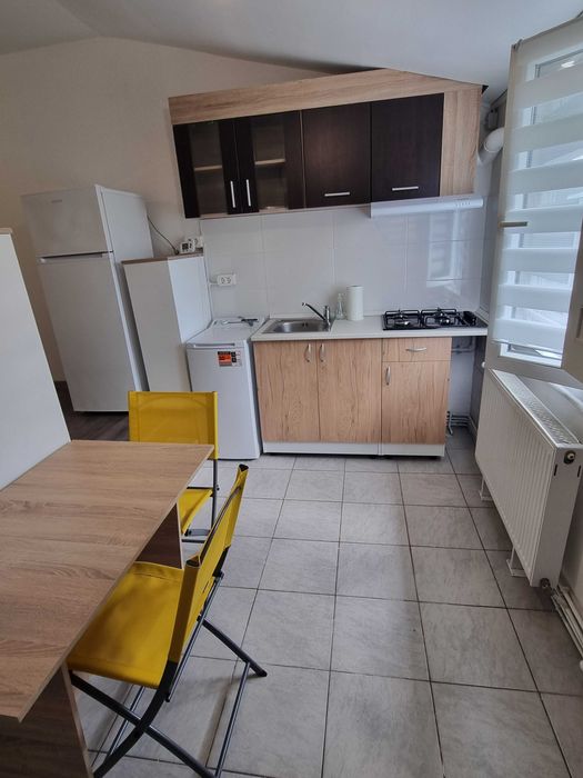 Inchiriez garsoniera in zona gării