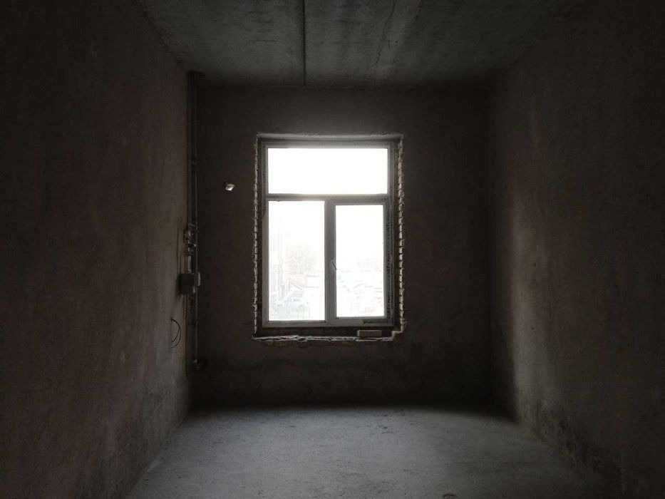 Продаётся 3х комн квартира на 2 этаже Ор-р Крытый рынок