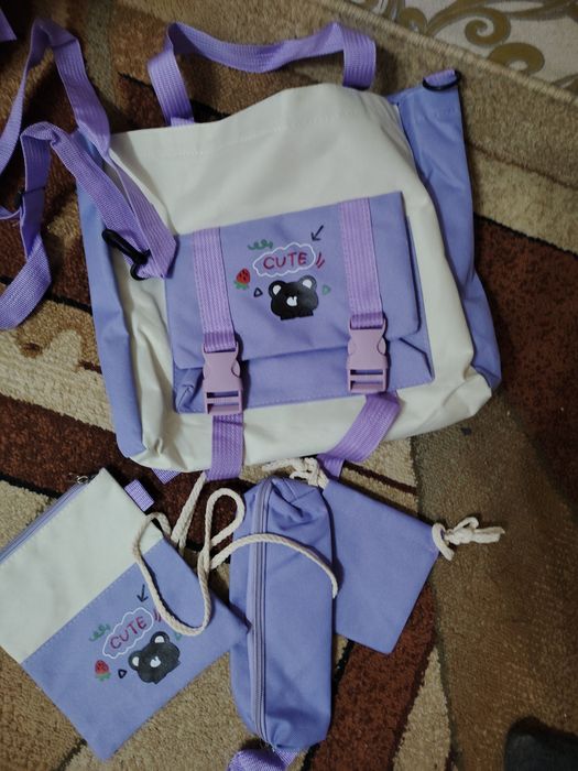 Игрушки и рюкзаки