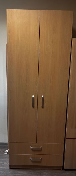 Гардероб с огледало