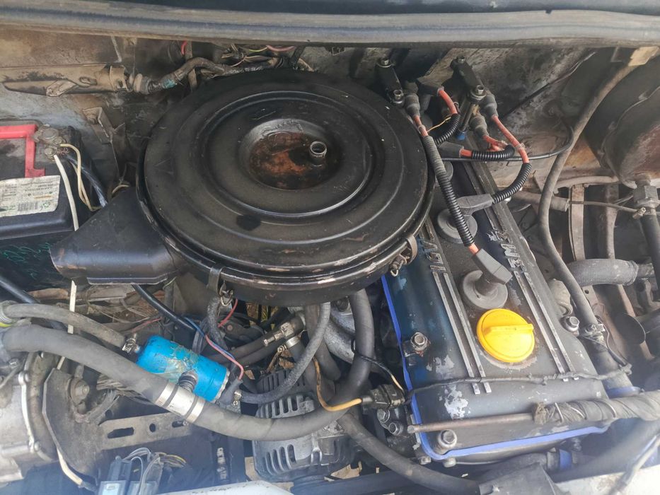 Gaz 3302 sotiladi