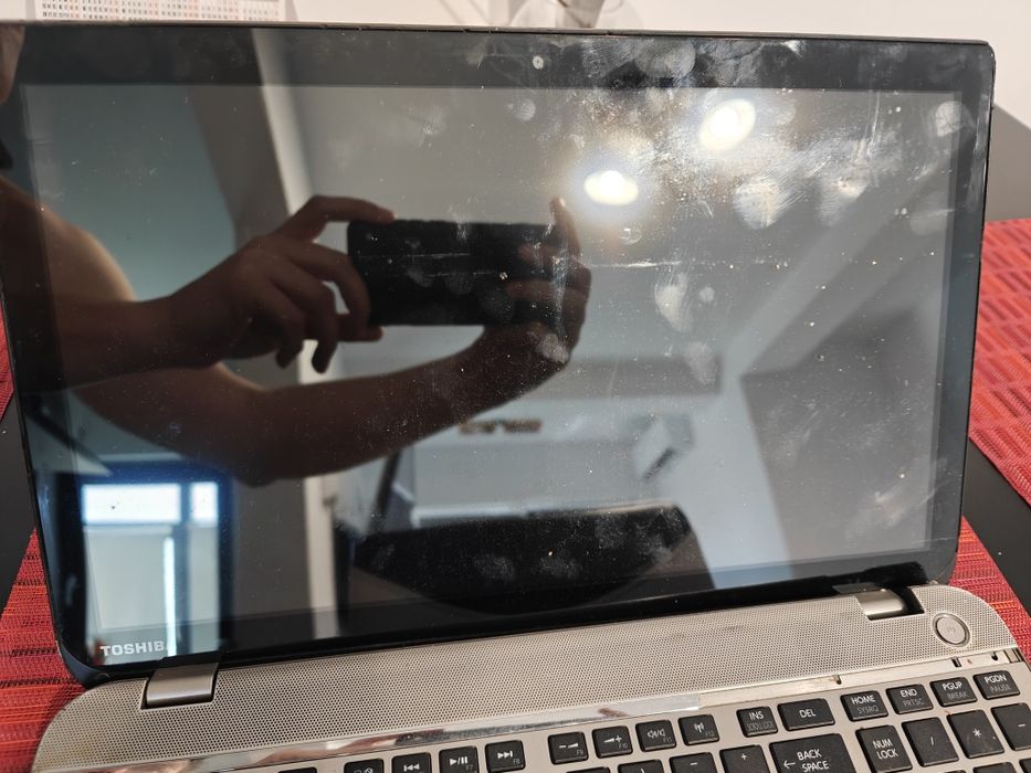 Laptop Toshiba Satellite p55t a5116