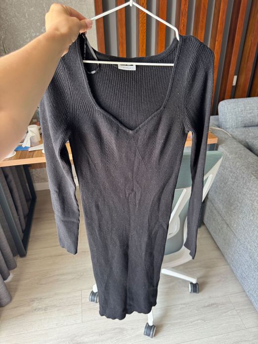 Женское платье новое в рубчик