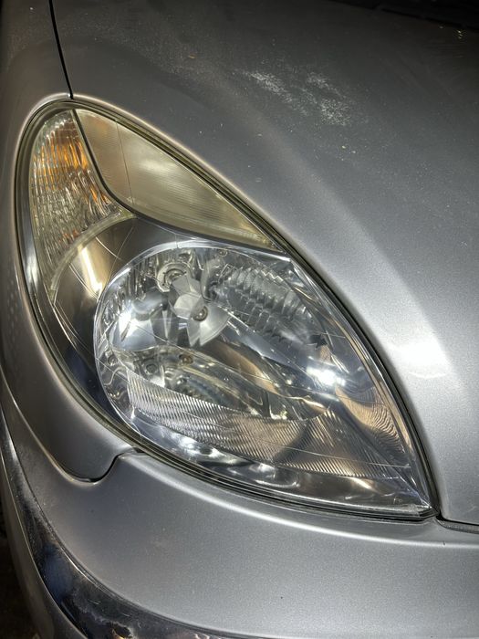 Полиране на фарове