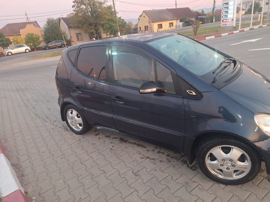Mercedes-Benz A-Class, 1.509 € — imagine 4