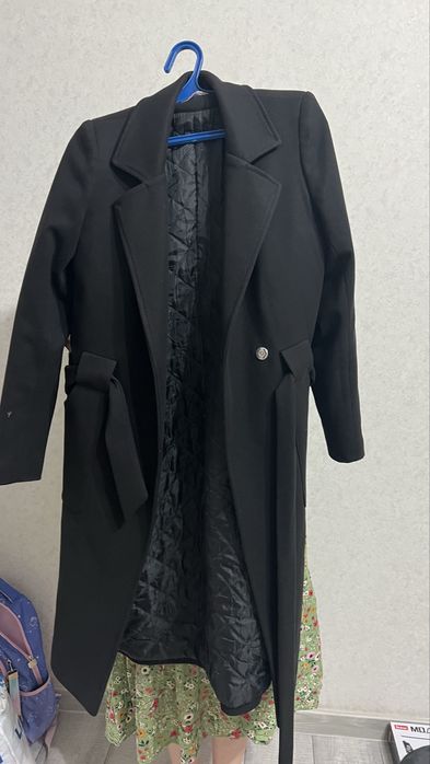 Пальто черное бу