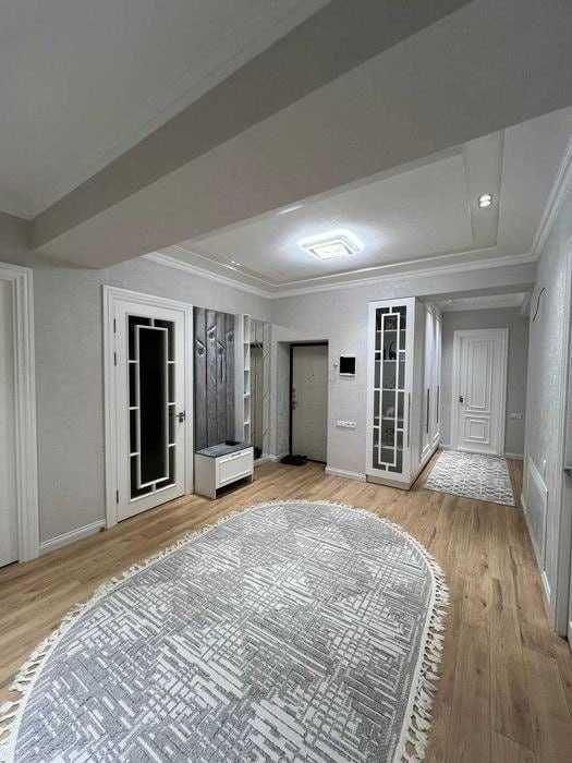 8-й роддом и Нукусская — 4 комнаты, 150 м²`
