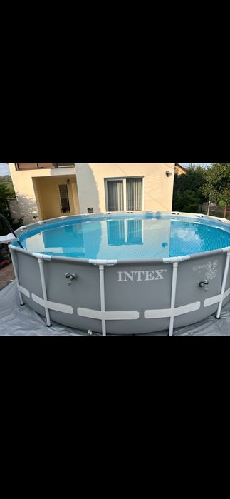Piscina rotunda D549x122h in stare ca noua
