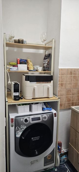 Studio 34 mp complet mobilat si utilat modern, zona Far-Abator, etaj 3/4, cu doua locuri de dormit, baie si bucatarie decomandate