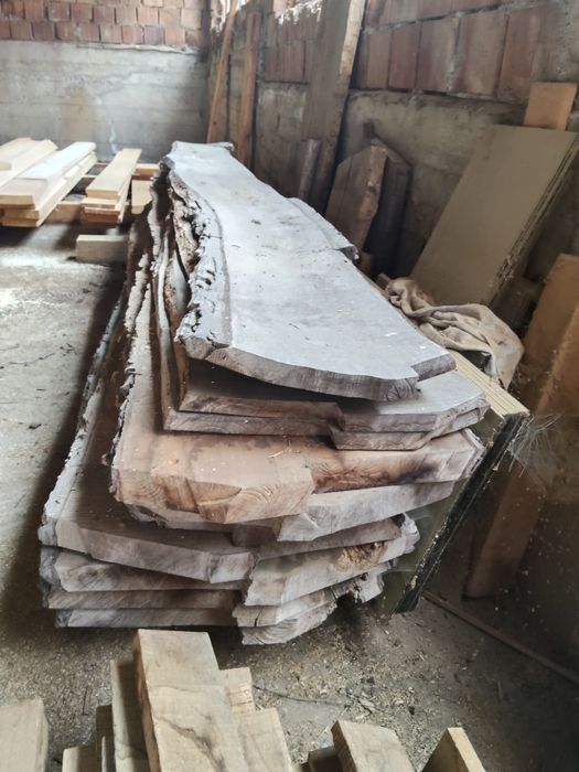 Cherestea nuc uscata natural