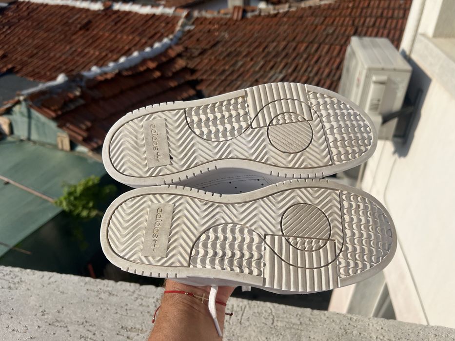 Adidas SuperCourt 42